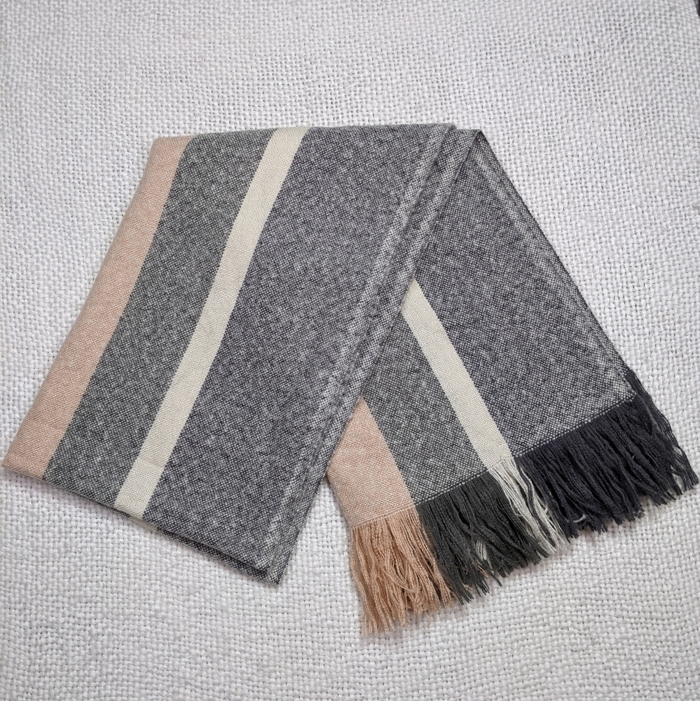 New Eyeful 100% Acrylic Knit Striped Tassel End Scarf/Shawl‎ in Grey Neutral